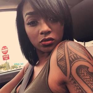 Meet your Posher, Robyn